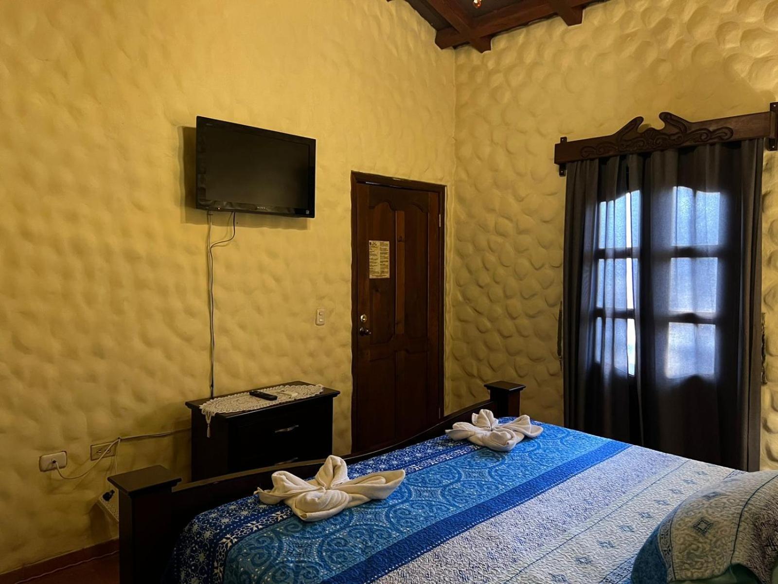 קומאיאגואה Hotel Caxa Real מראה חיצוני תמונה
