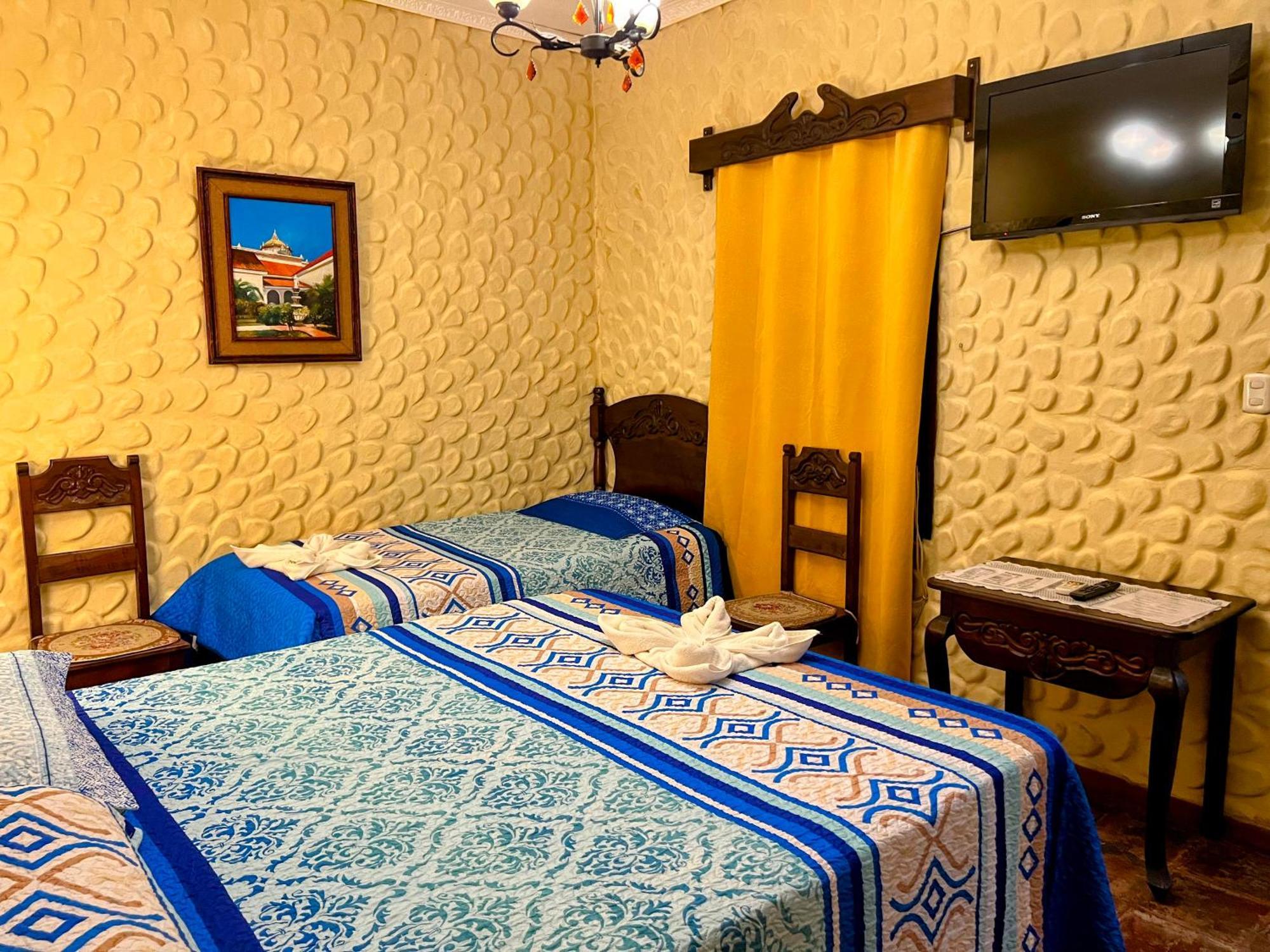 קומאיאגואה Hotel Caxa Real מראה חיצוני תמונה